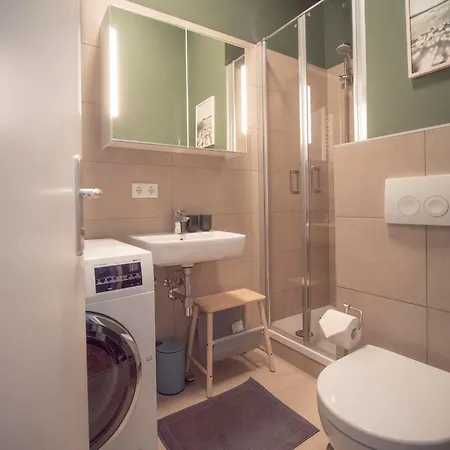 公寓 Gemuetliche In Geidorf Mit Garten- Grazer Dom-naehe By Interhome